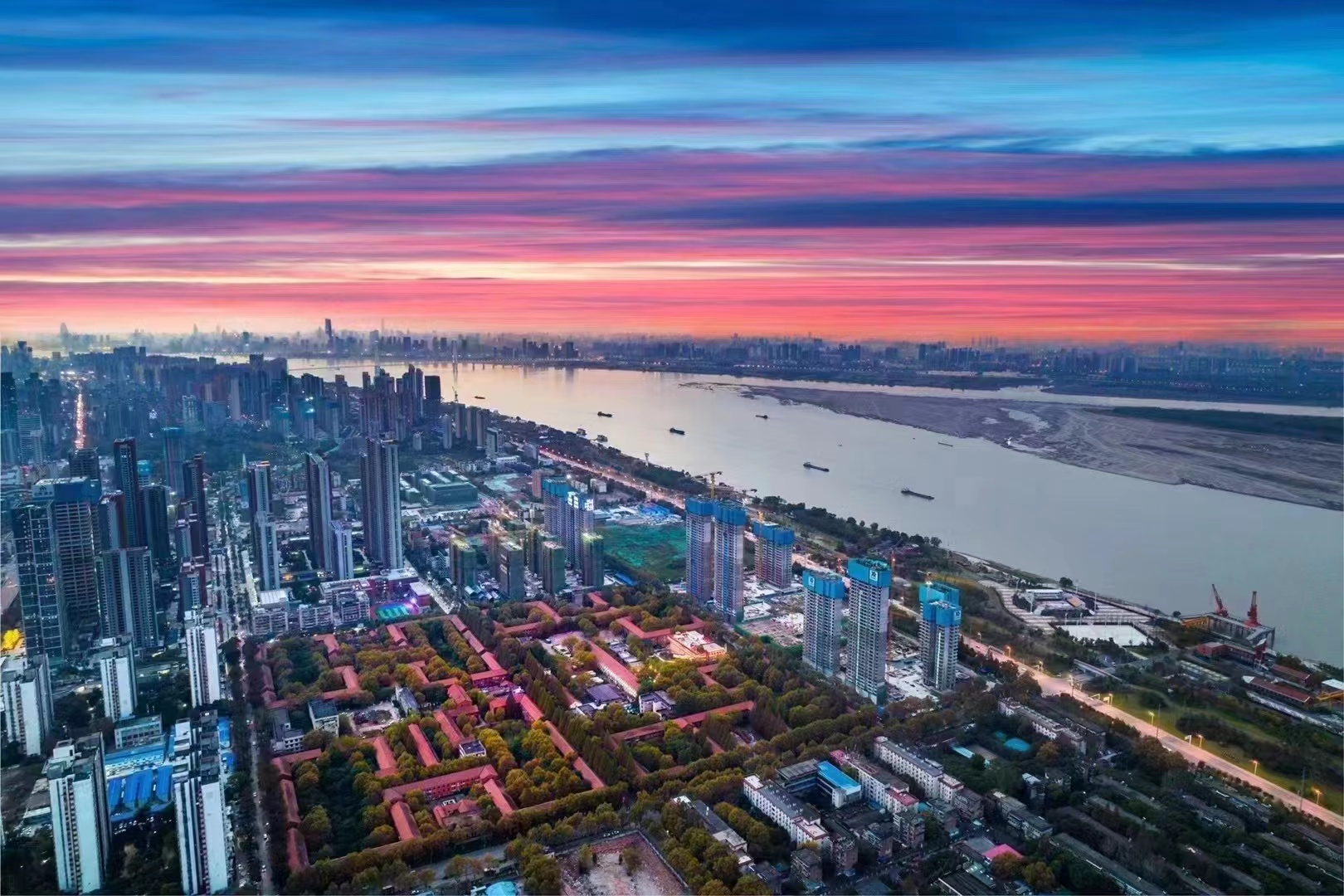 华侨城红坊｜云囍公馆实景图
