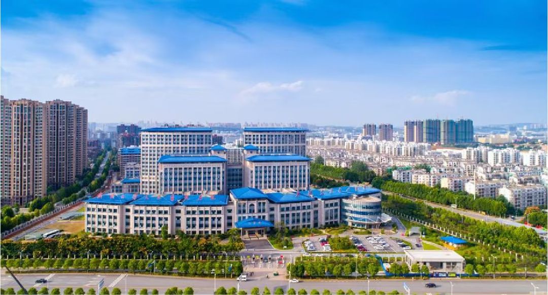 光谷湖畔八号配套图