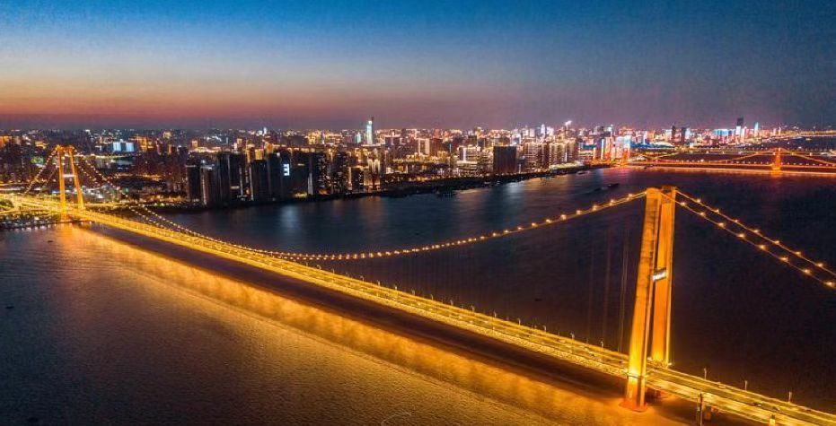 国铁城投.国樾滨江效果图图片