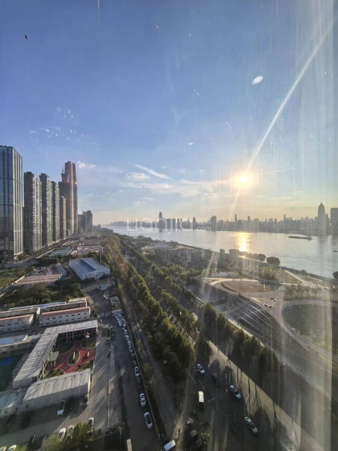 国铁城投.国樾滨江效果图图片