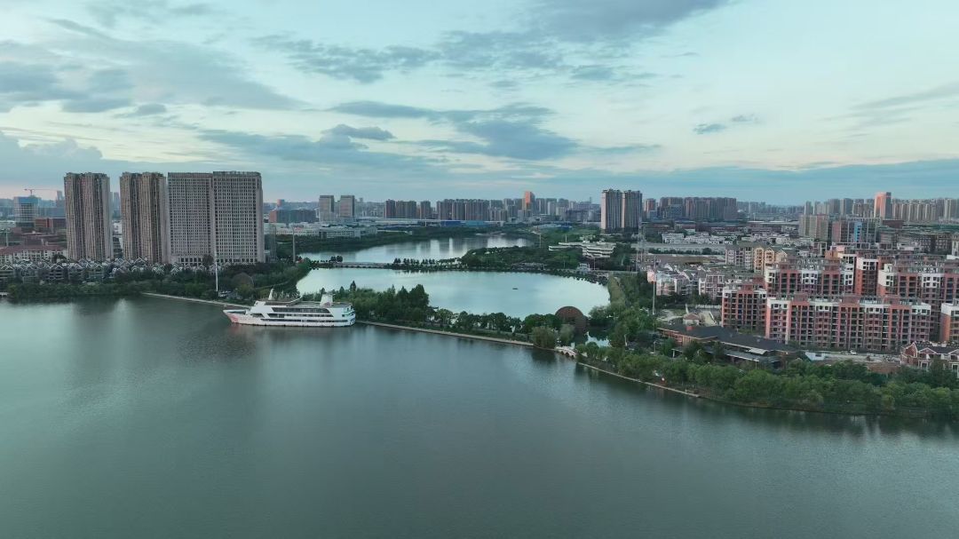 美联藏龙甲第实景图